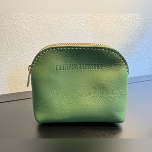 NWOT!Adorable Small Luna Pouch in Matcha Green from Portland Leather!